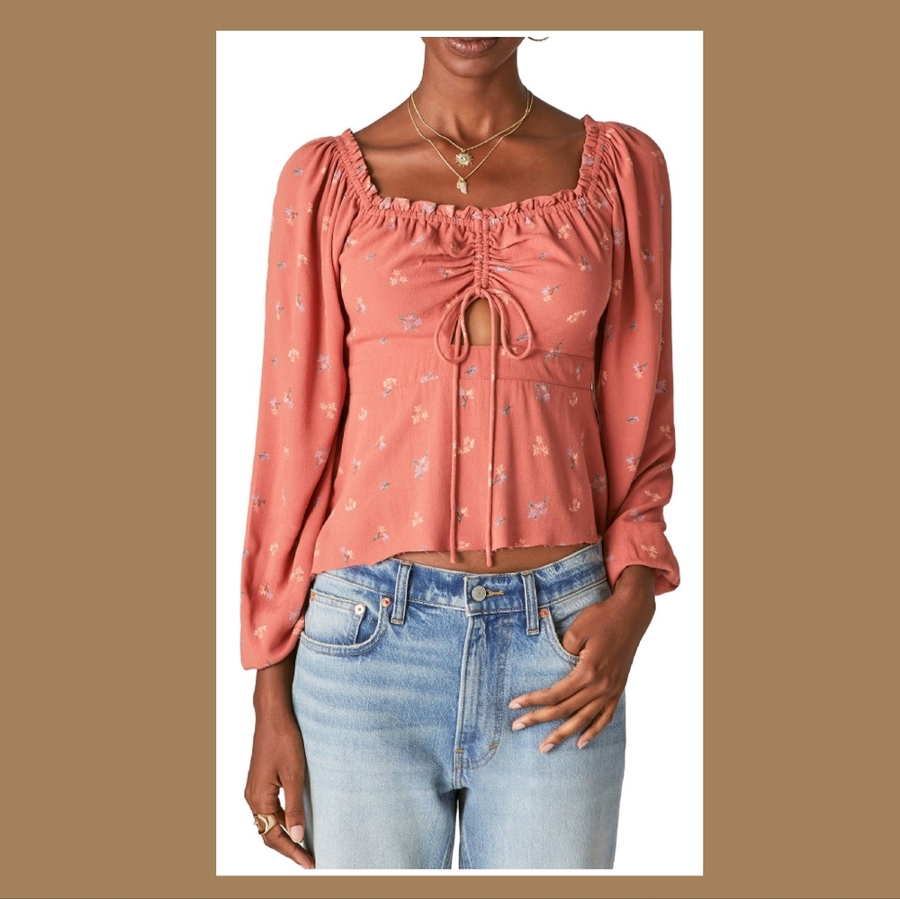 LUCKY BRAND FLORAL RUCHED LS TOP. CLEARANCE!!!